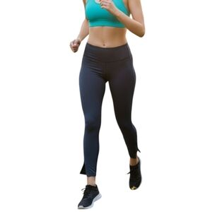 Lululemon Snaptastic Pant Denim Blue Rare Snap To Crop Rel: 2009 Women's size 4